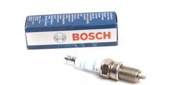 Никелевая свеча зажигания Bosch 0242135515 (1 электрод) BO 0242135515 фото