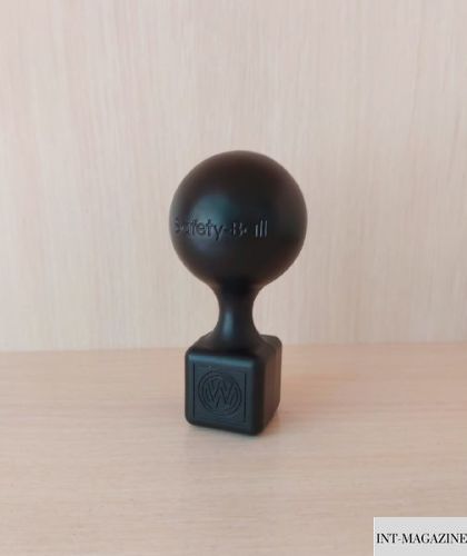 Протиугінна кулька причепа SAFETY BALL WW, чорна для зчіпної головки (W6208) Winterhoff універсальна (1860486) 1860486 фото