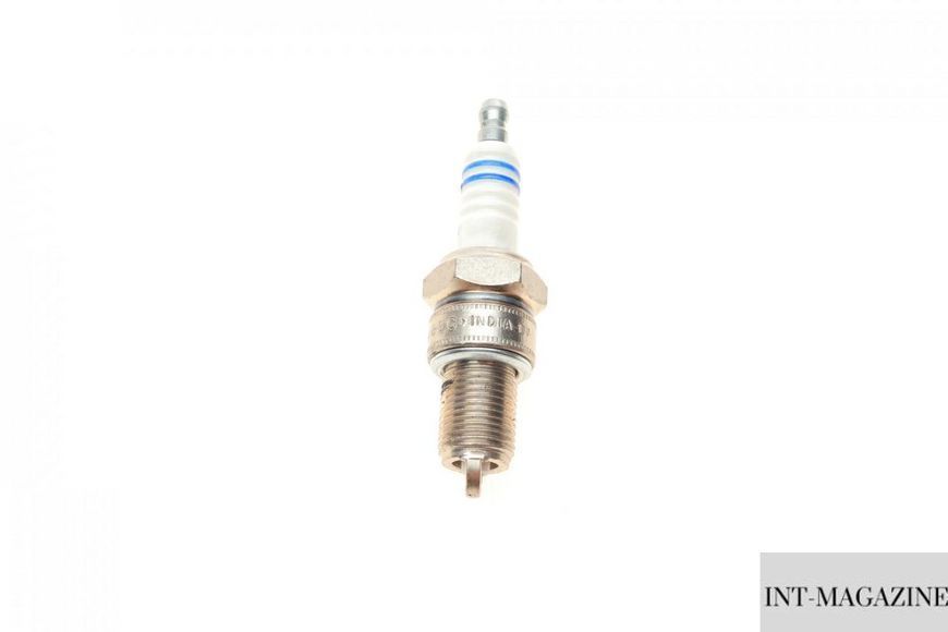 Никелевая свеча зажигания Bosch 0242229656 (1 электрод) BO 0242229656 фото