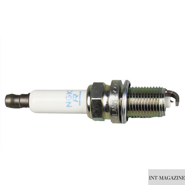 Платинова свічка запалювання NGK Laser Platinum PFR7S8EG 1675 (Audi Volkswagen Skoda Seat) 1 електрод PFR7S8EG 1675 фото