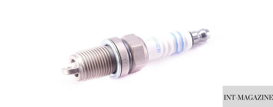 Никелевая свеча зажигания Bosch 0242235667 (1 электрод) BO 0242235667 фото