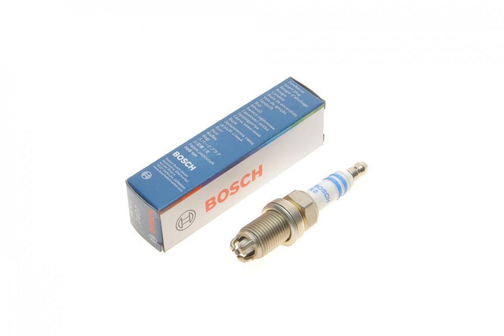 Нікелева свічка запалювання Bosch 0242235766 (3 електроди) BO 0242235766 фото