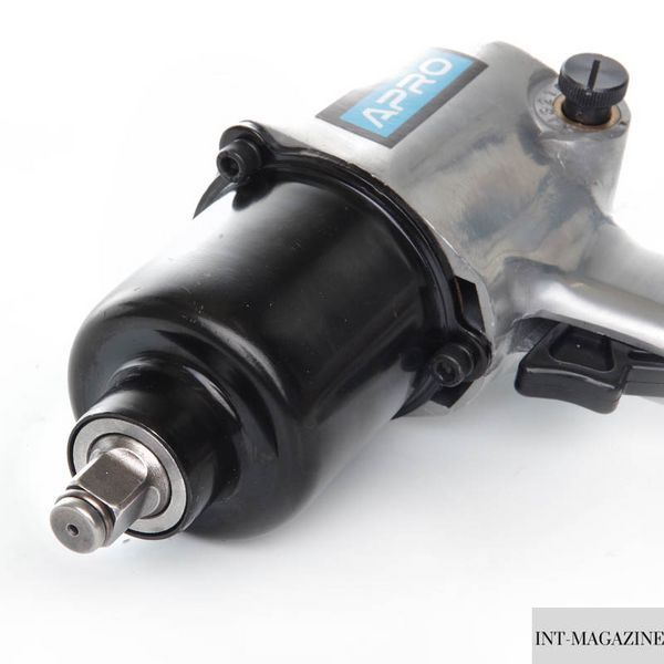 Гайковерт пневматический усиленный 1/2' 610 Нм 204 л/мин APRO (850121) 850121 фото