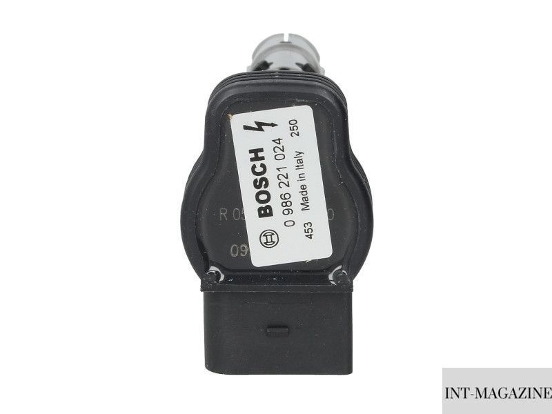 Катушка зажигания Bosch 0986221024 (Audi Seat Skoda Volkswagen) BO 0986221024 фото