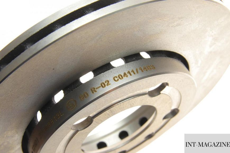 Гальмівний диск передній Skoda Octavia/Fabia/VW Polo 1.2-1.4 99- (238,7x18) Bosch 0986479036 BO 0986479036 фото